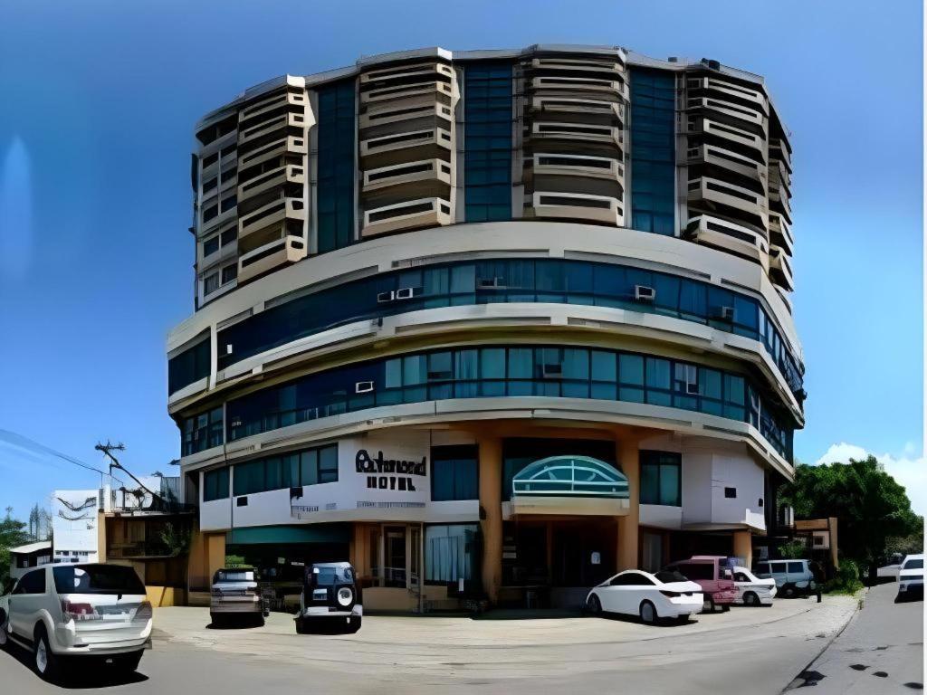 Richmond Plaza Hotel Tabok Exterior foto