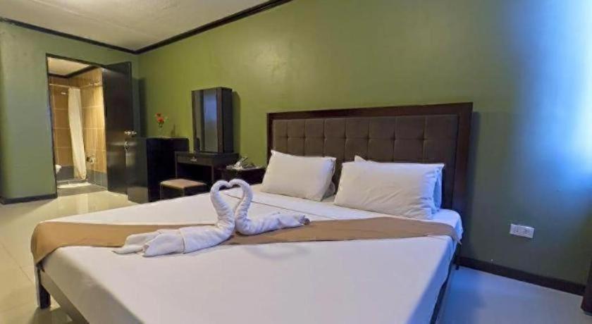 Richmond Plaza Hotel Tabok Exterior foto