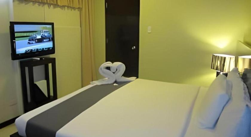 Richmond Plaza Hotel Tabok Exterior foto