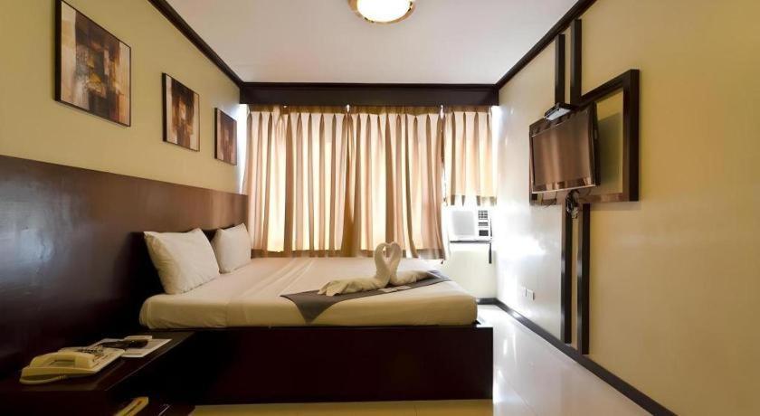 Richmond Plaza Hotel Tabok Exterior foto