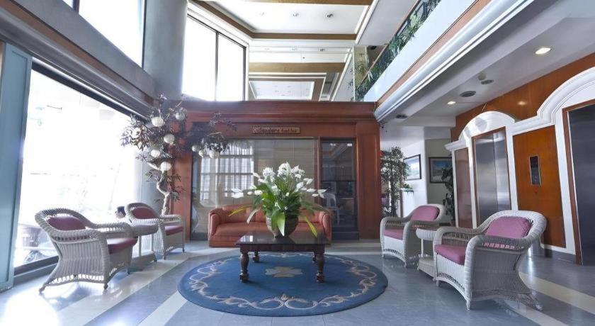 Richmond Plaza Hotel Tabok Exterior foto